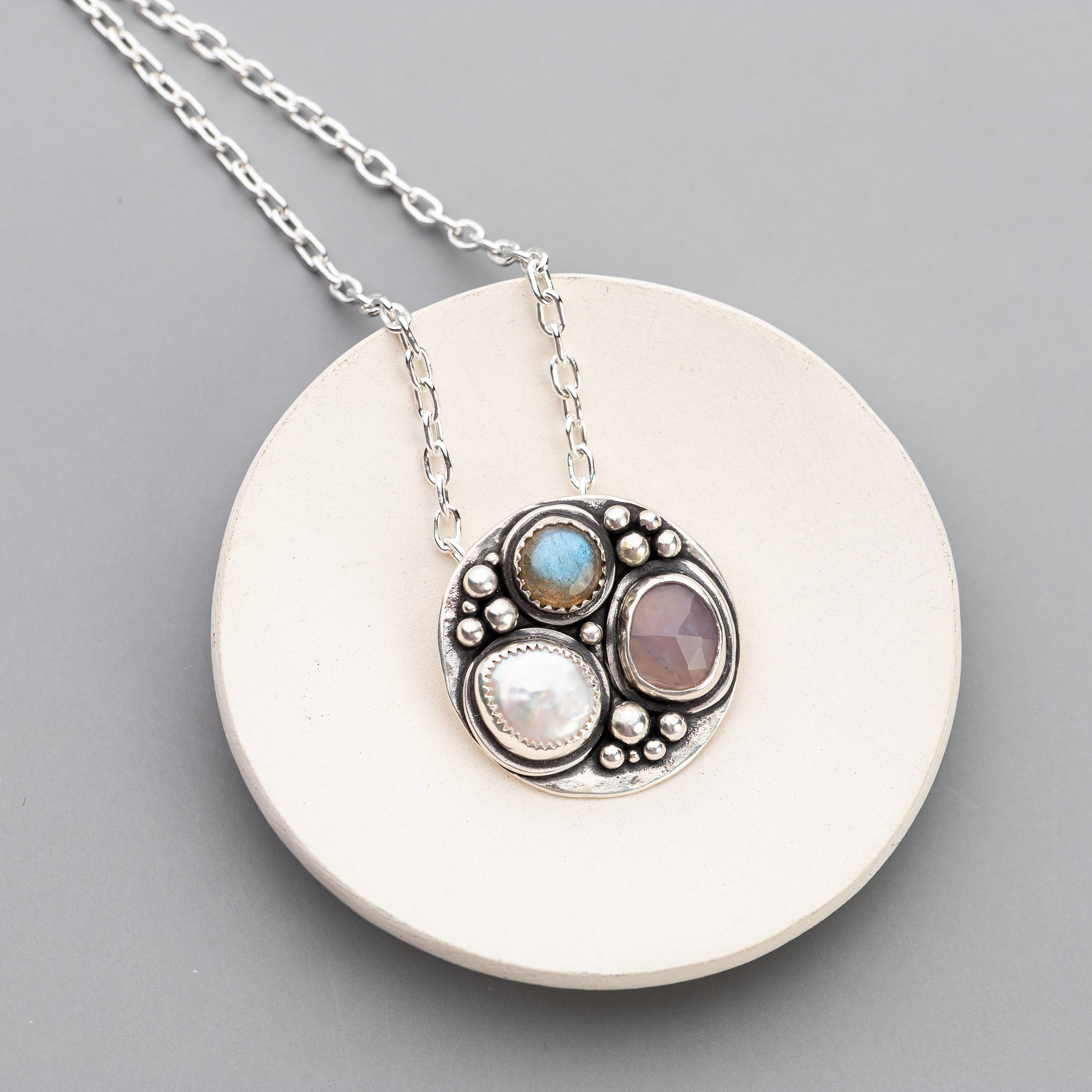 Stone Cluster Disc Necklace