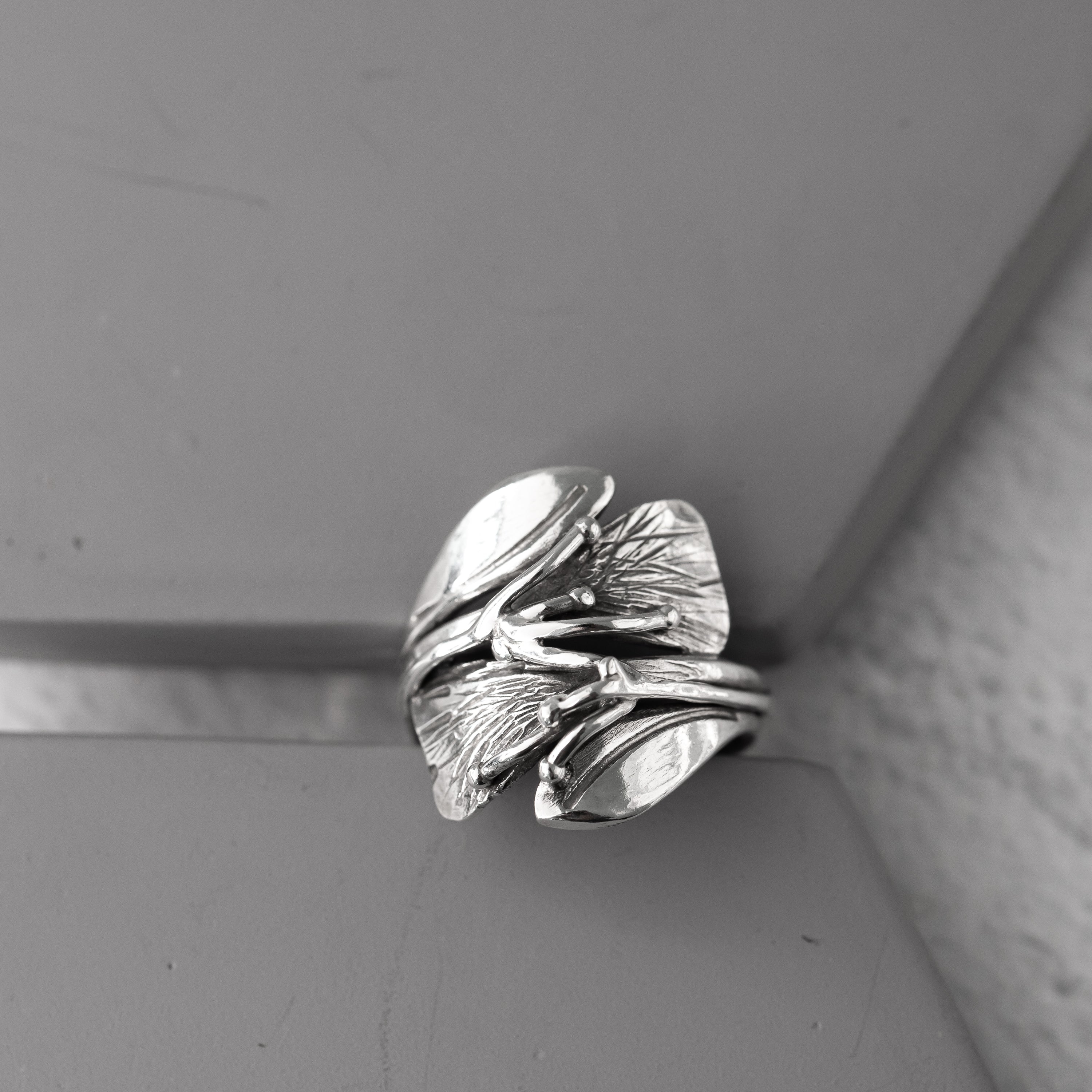 Sculpted Vine Ring