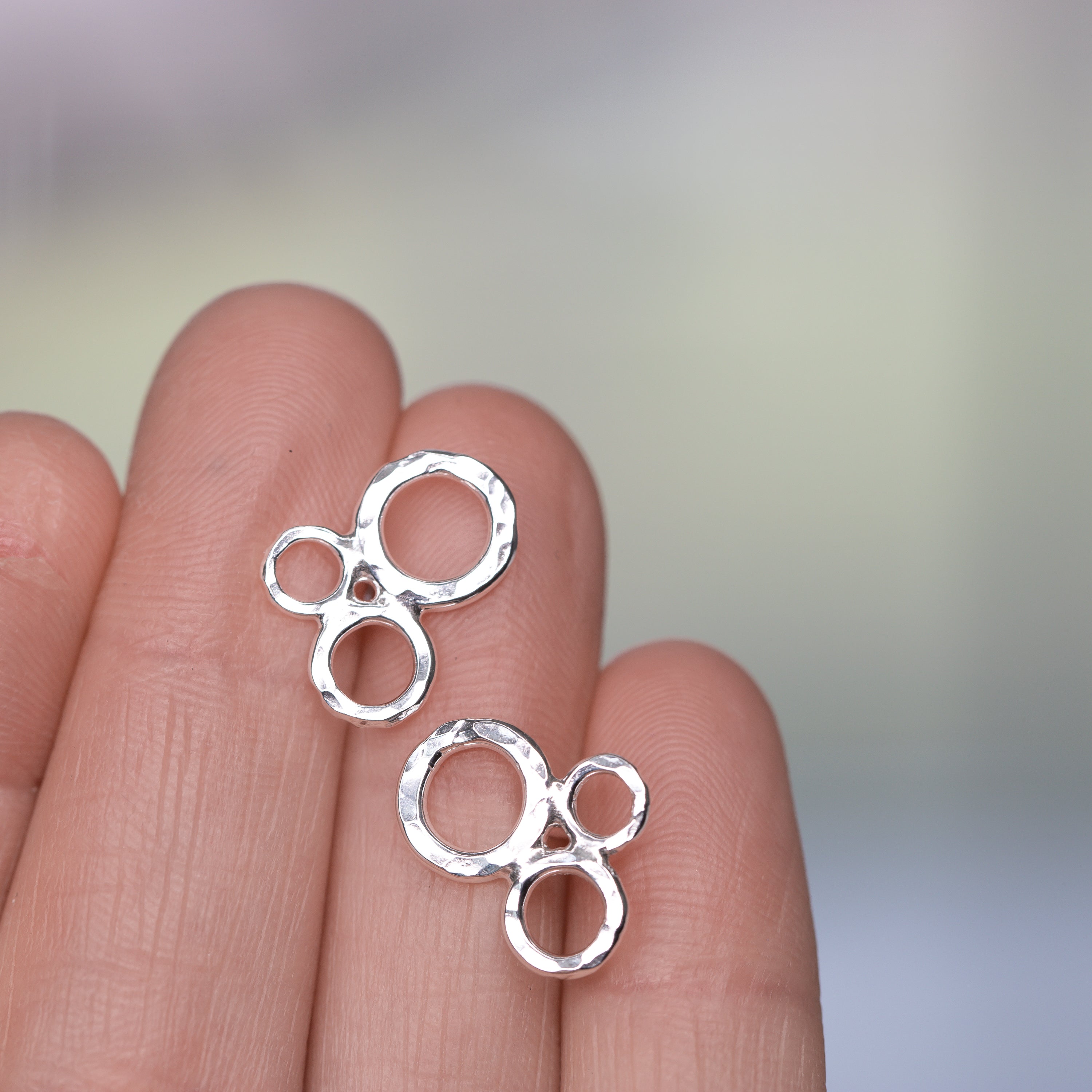 ピアス Matte Finished Sterling Silver Bubble / Shower Stud Earring ES025-WG_1WH_grande.jpg?v=