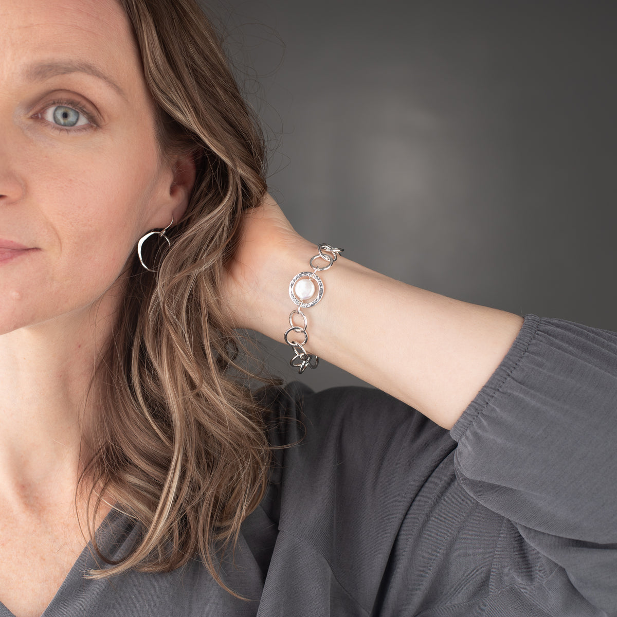 Coin Pearl Toggle Bracelet