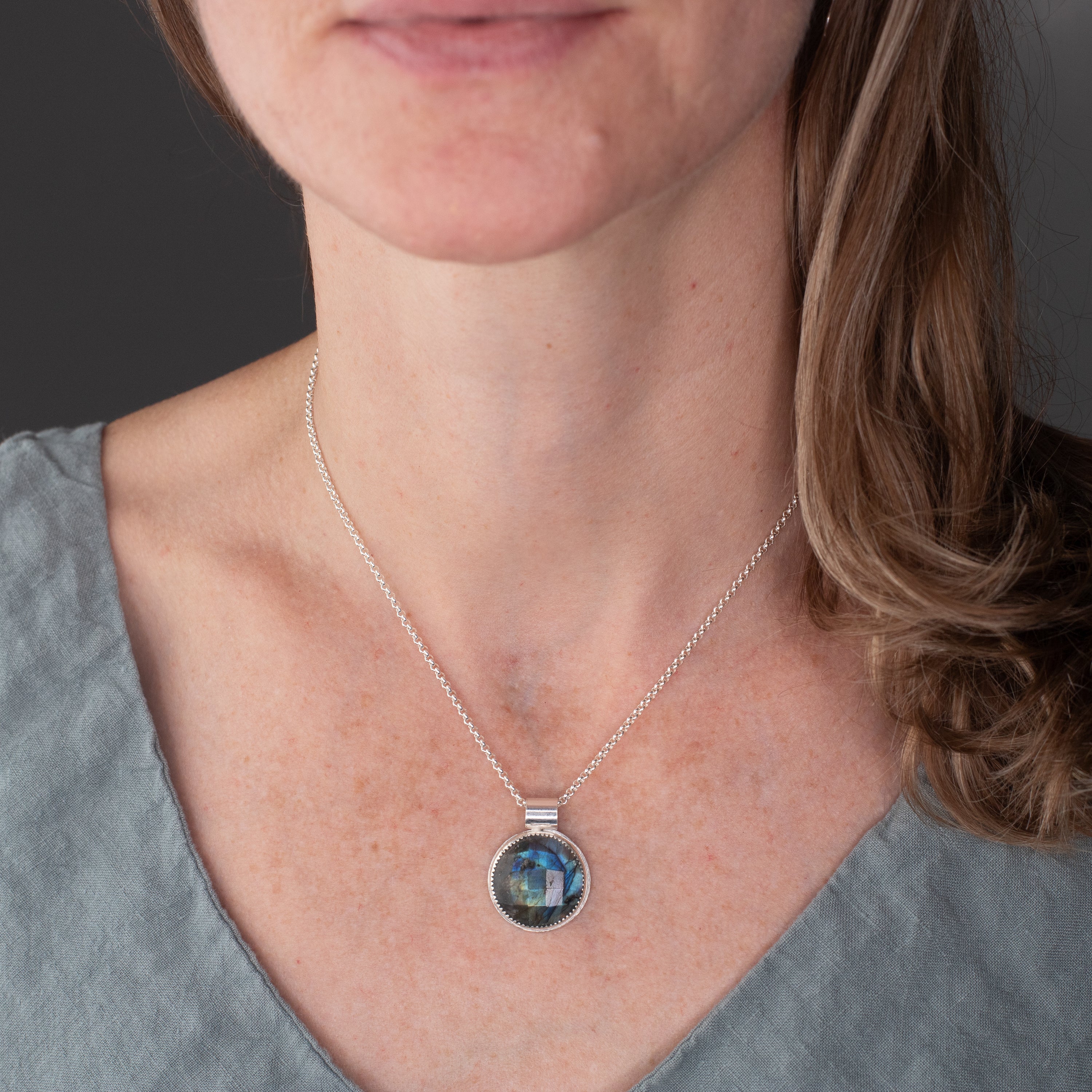 Circle Labradorite Pendant Necklace