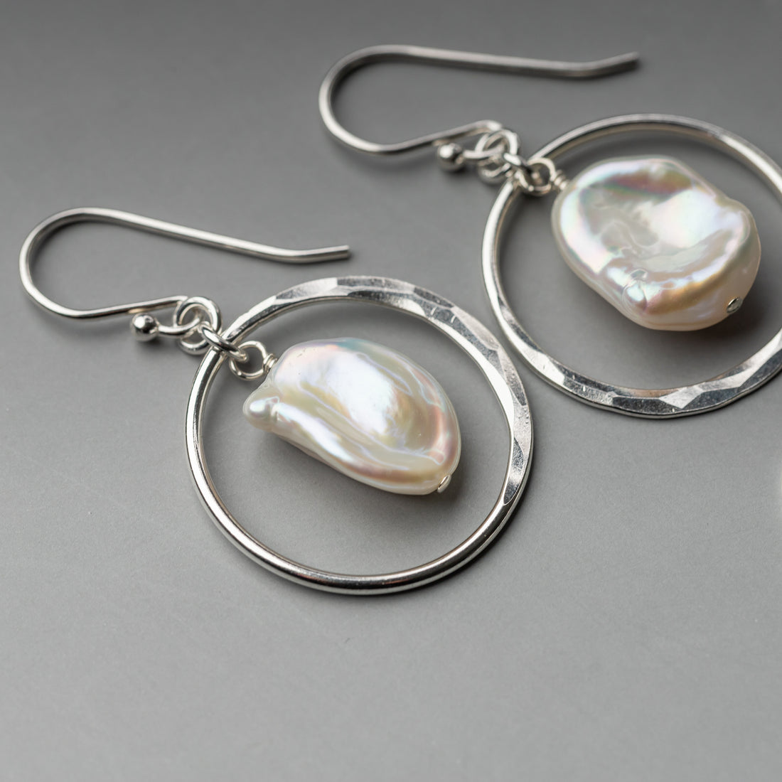 hammered sterling silver circle earrings handmade with freshwater pearl dangles