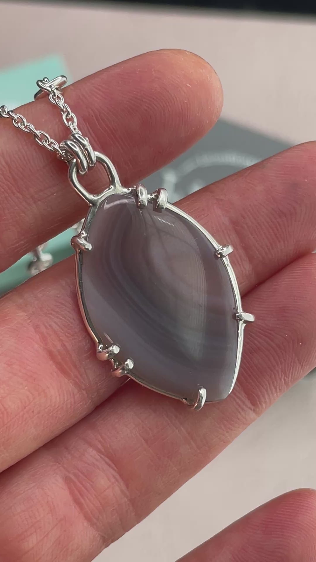 Load video: Prong Set Agate Pendant on Iolite Wrapped Chain